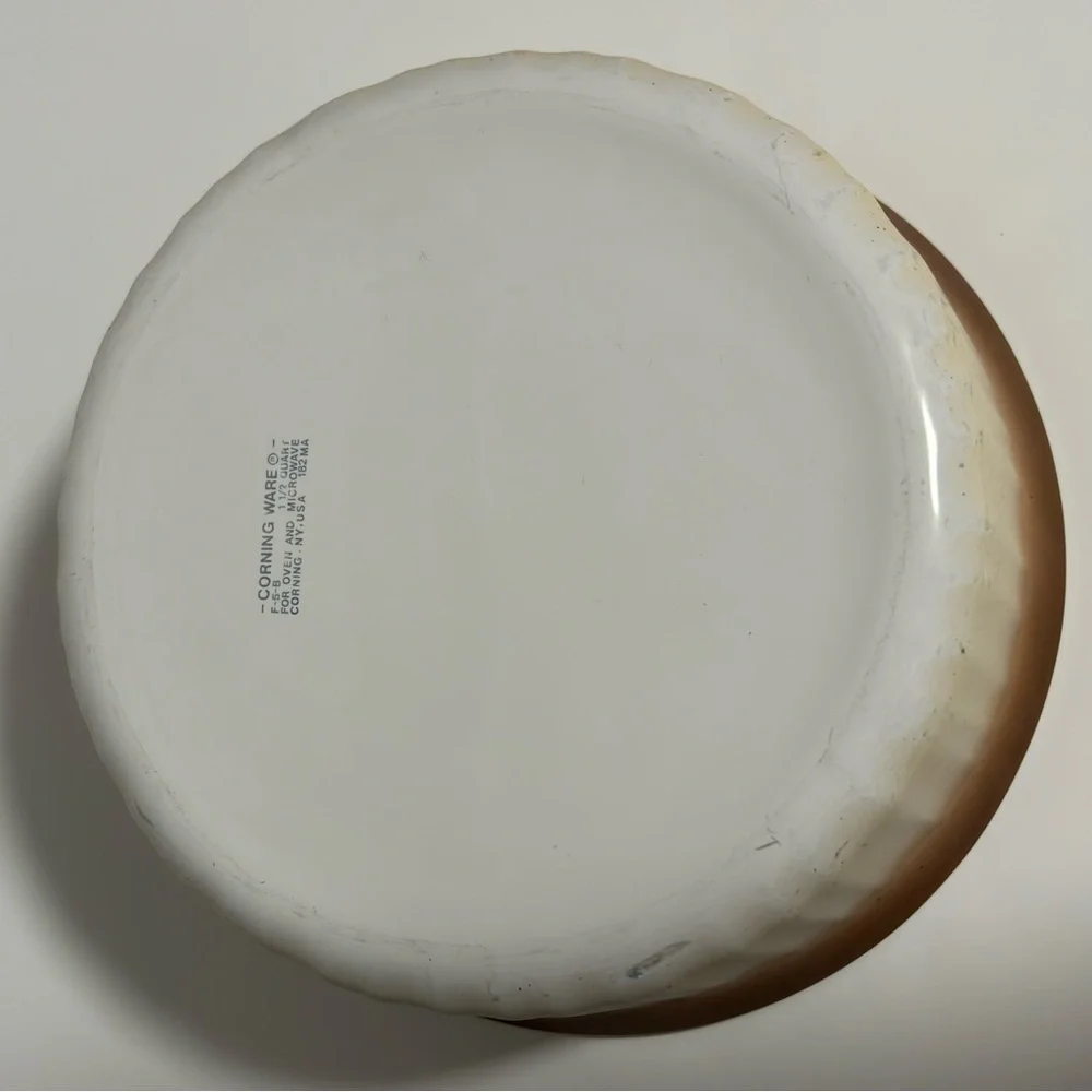 Vintage CorningWare French Bisque Round Fluted Casserole Soufflé Dish
